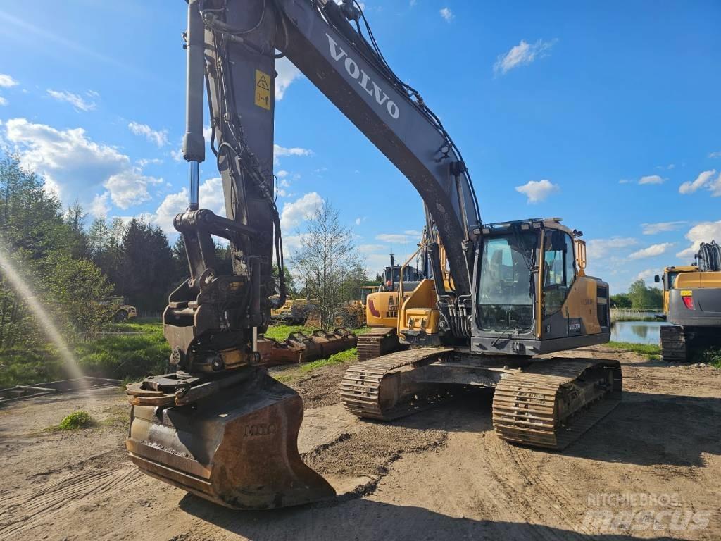 Volvo EC220EL Гусеничные экскаваторы