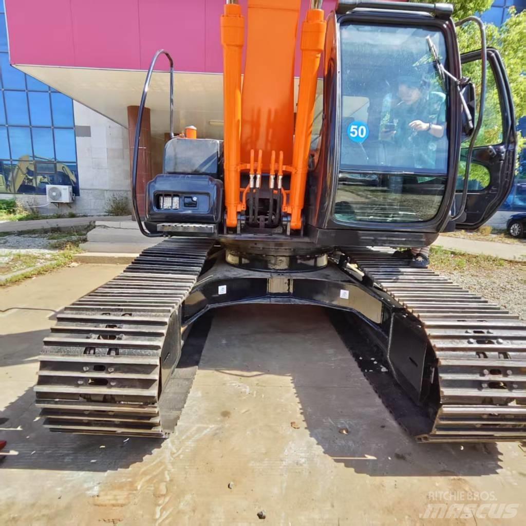 Hitachi ZX 130 Гусеничные экскаваторы