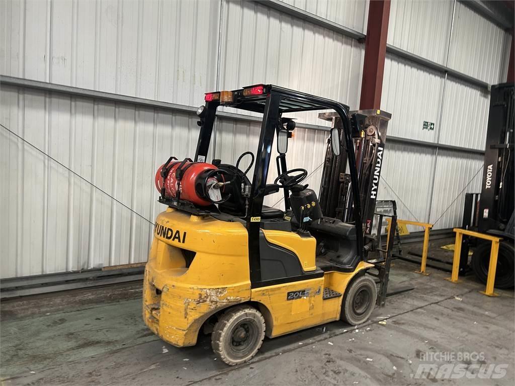 Hyundai 20L-7M Газовые погрузчики