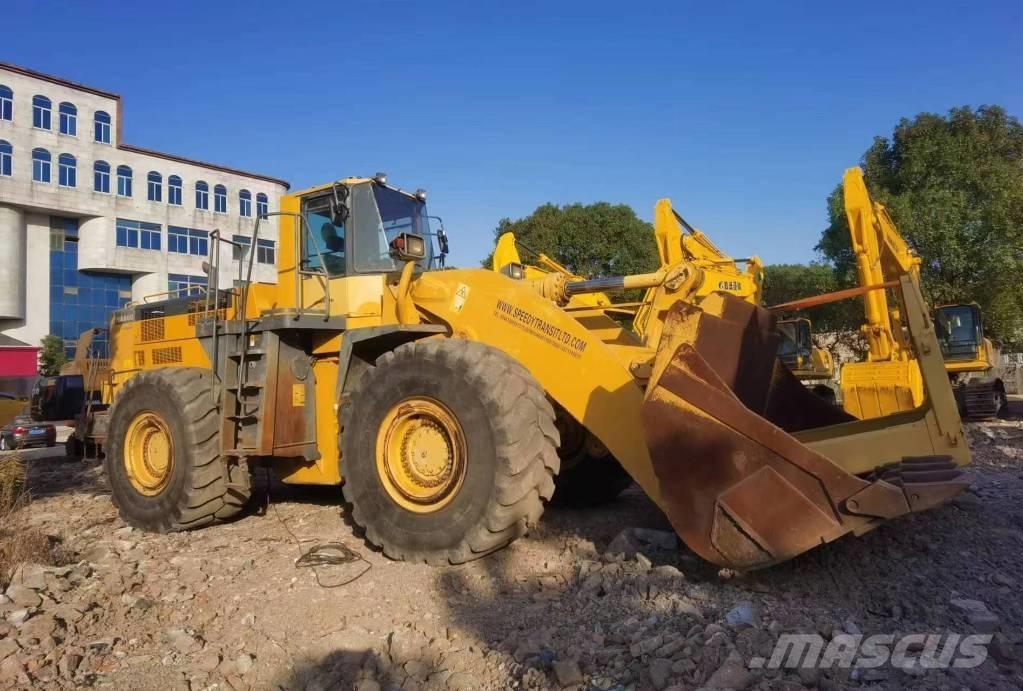 Komatsu WA 600 Фронтальные погрузчики