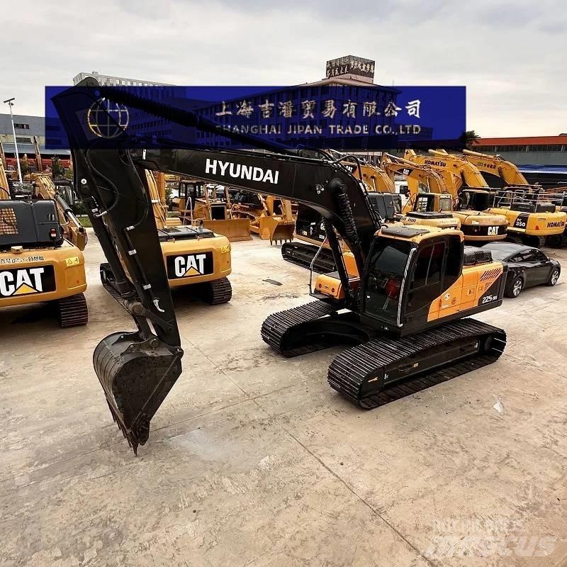 Hyundai R225 Гусеничные экскаваторы