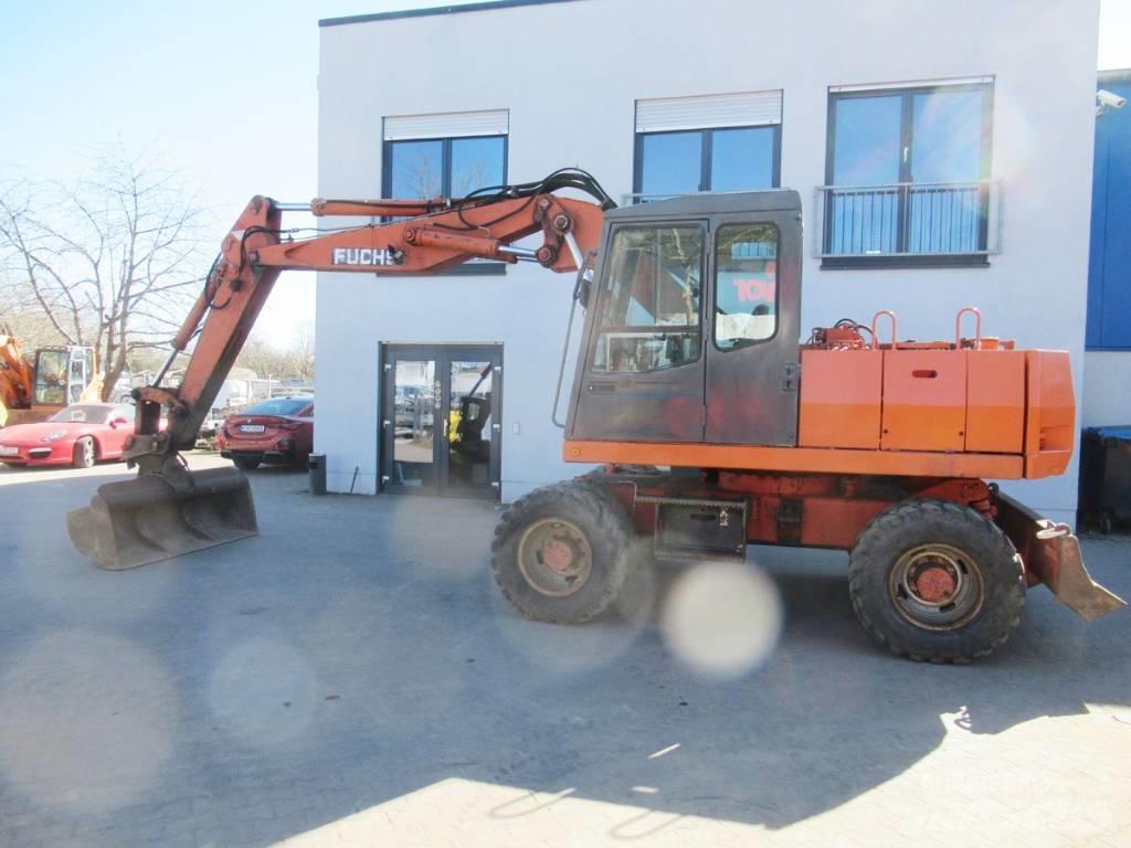 Fuchs 712M Колёсные экскаваторы