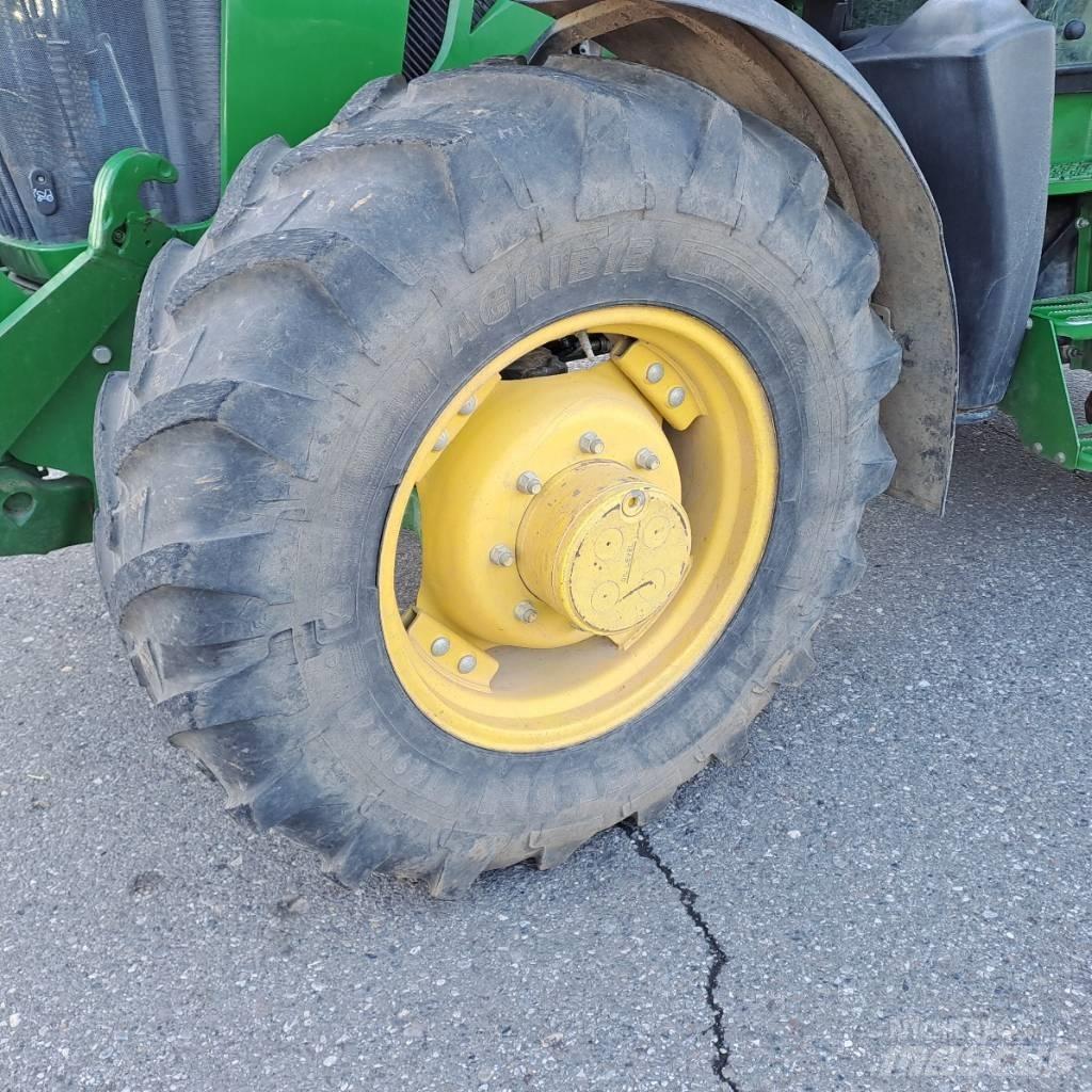 John Deere 5125R Трактора