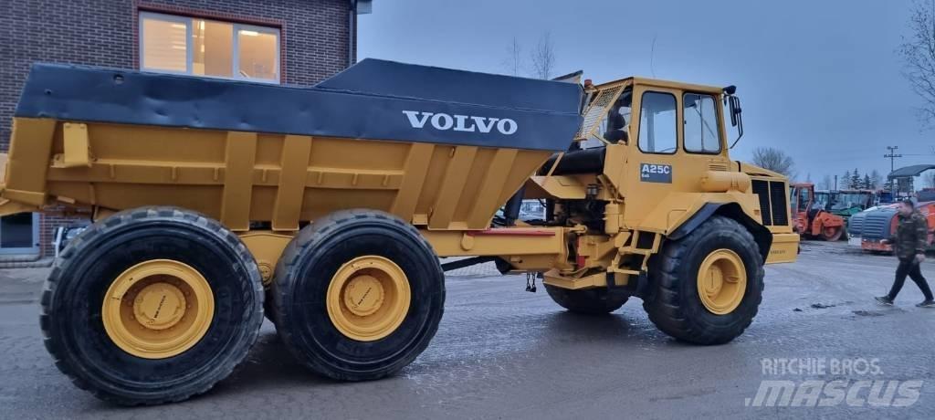 Volvo A 25 C 6x6 Шарнирно-сочленённые самосвалы