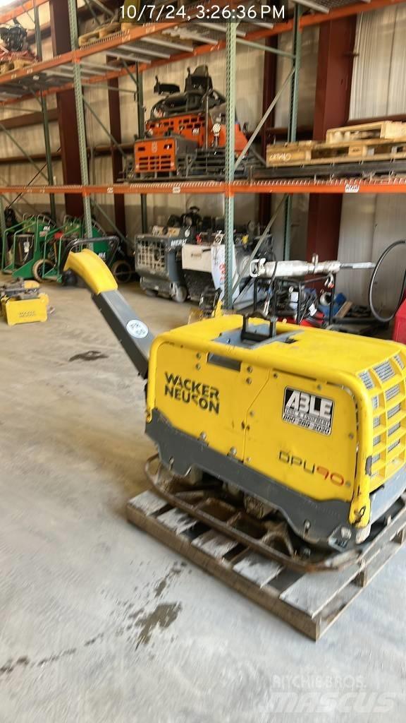 Wacker Neuson DPU 90 Виброплиты и вибротрамбовки