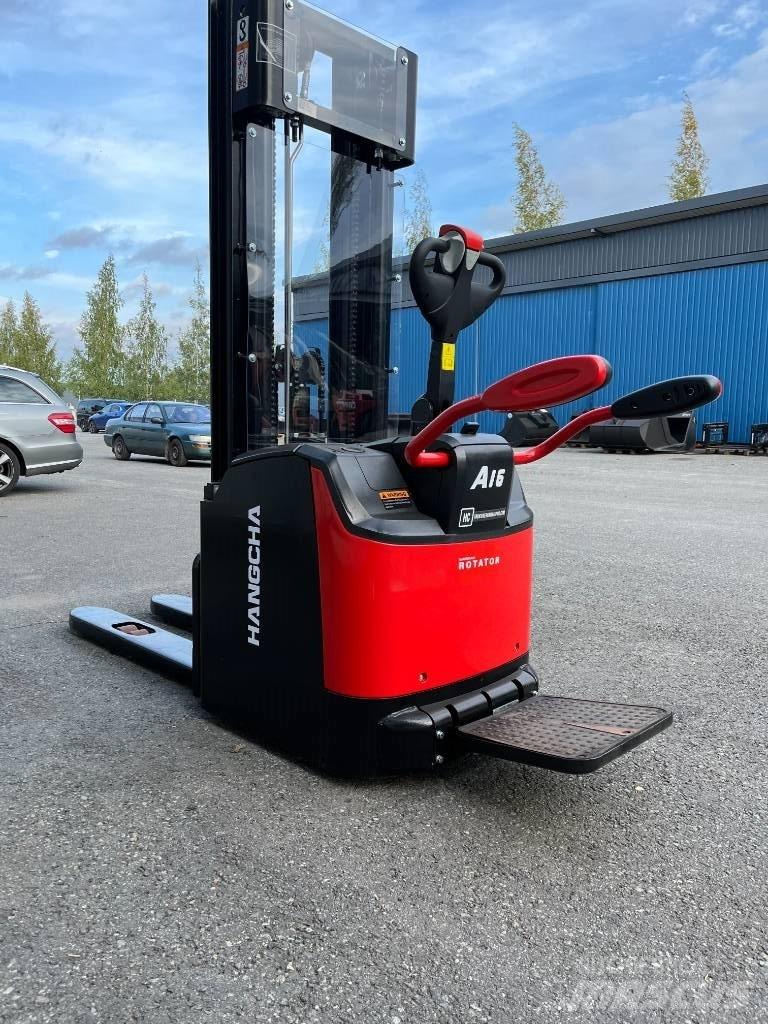 Hangcha CDD16-AC1S Самоходные электроштабелёры