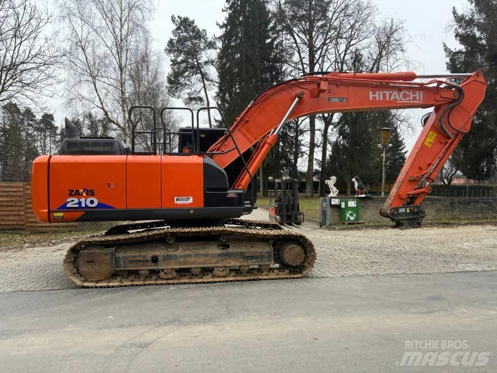 Hitachi ZX 210-6 Гусеничные экскаваторы