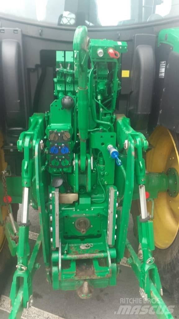 John Deere 6120 R Трактора