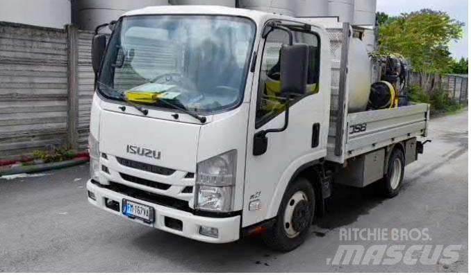 Isuzu N 1R 87A Грузовики-Фургоны