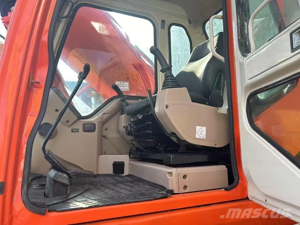 Doosan DH 225 LC-7 Гусеничные экскаваторы