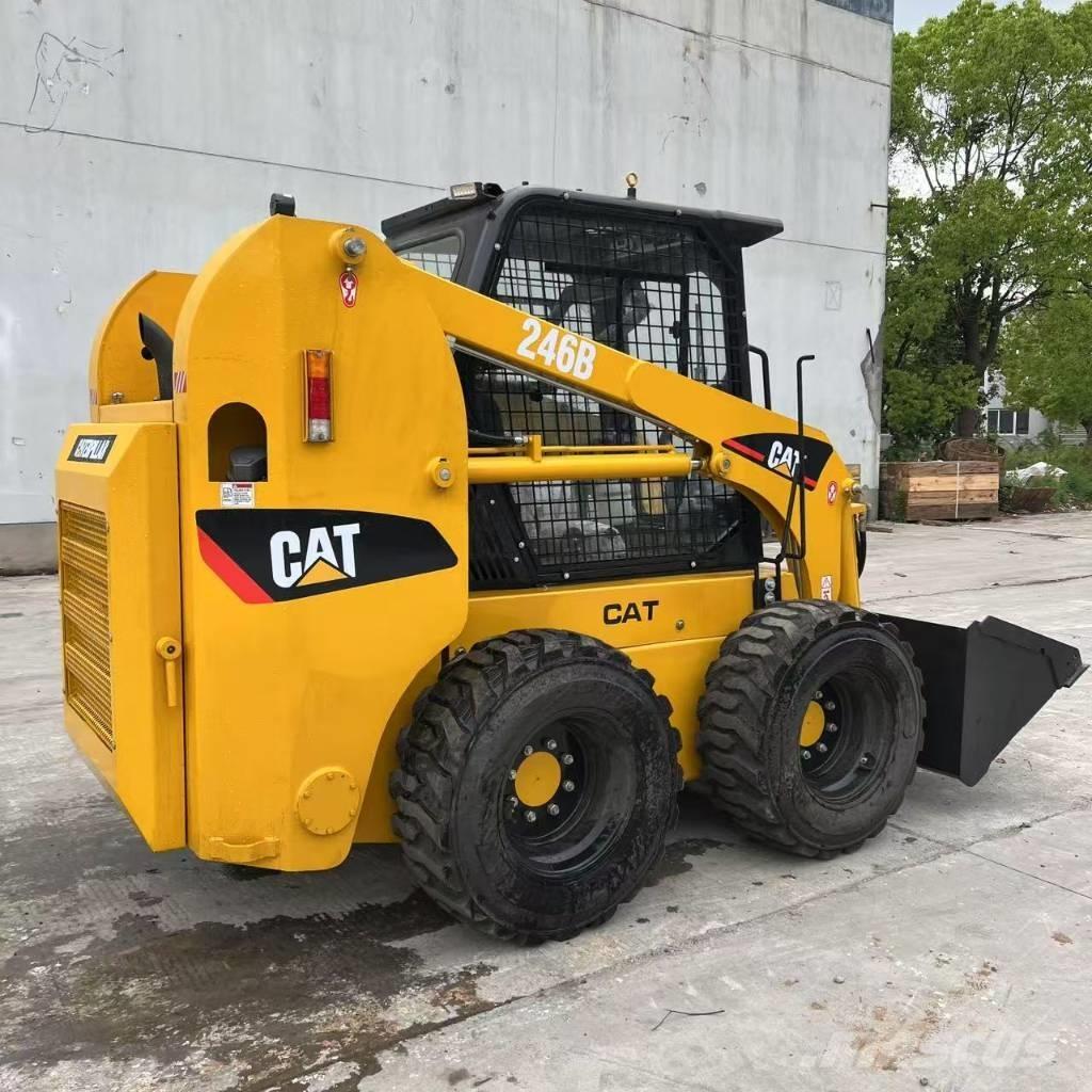 CAT 246 B Малые погрузчики