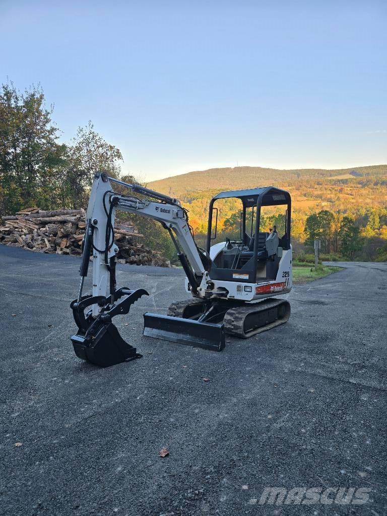Bobcat 325 G Мини-экскаваторы