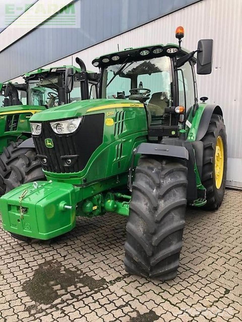 John Deere 6215r Трактора