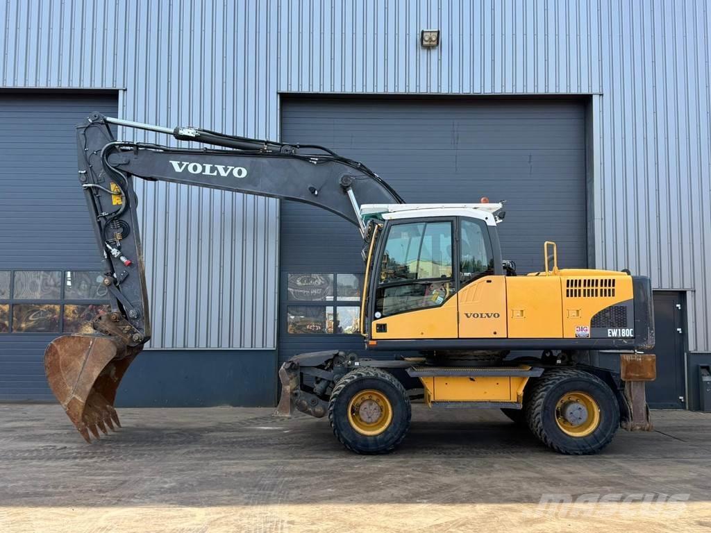 Volvo EW180C Колёсные экскаваторы