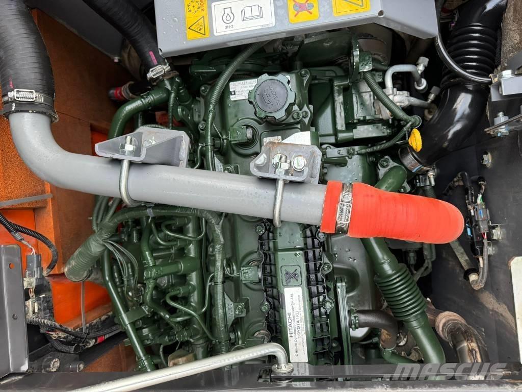 Hitachi ZX 130-7 Гусеничные экскаваторы