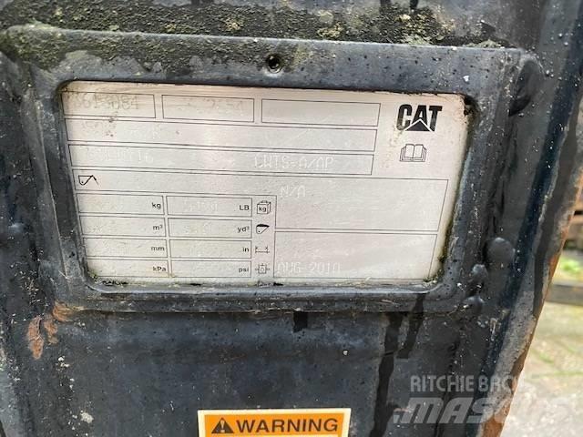 CAT 950M Грейферы