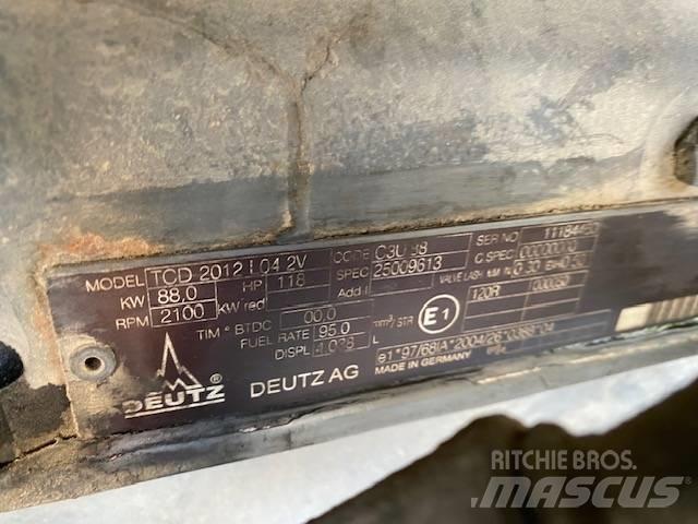 Mecalac 714 MW Колёсные экскаваторы
