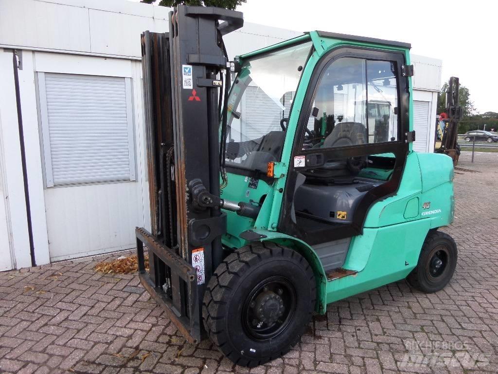 Mitsubishi FD45NT Дизельные погрузчики