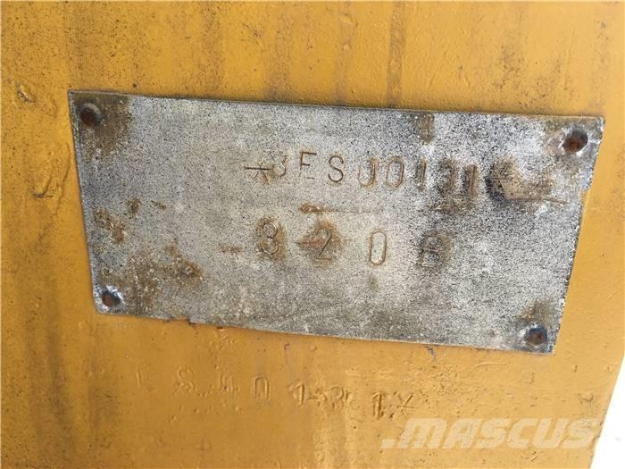 CAT 320 B Гусеничные экскаваторы