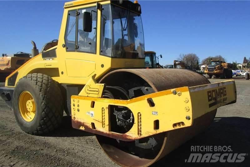 Bomag B213DH-4 Комбинированные катки