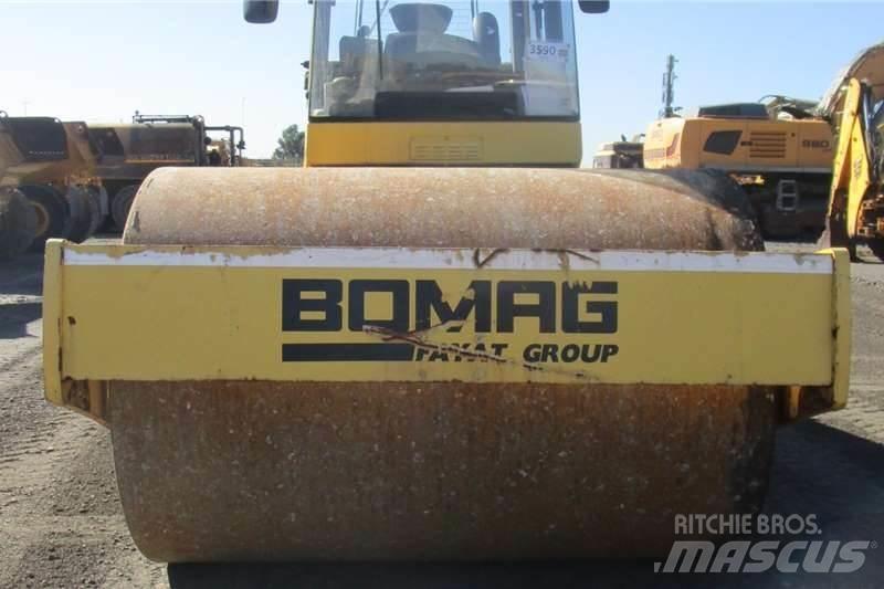 Bomag B213DH-4 Комбинированные катки