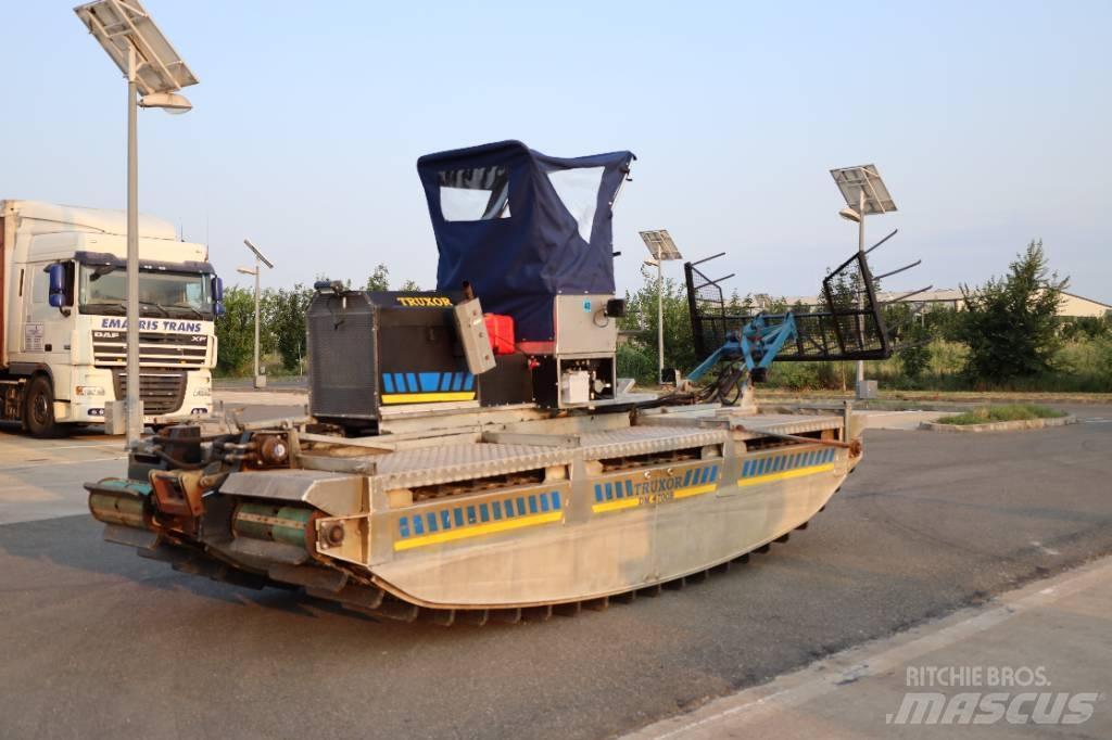 Truxor 4700 Walk-behind косилка