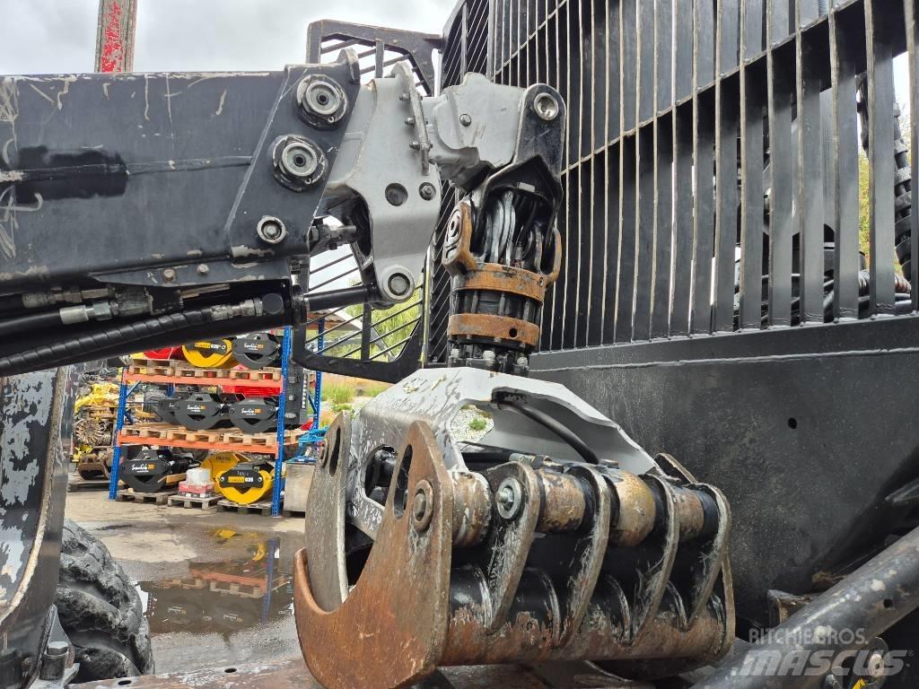 Komatsu 895 Форвардеры