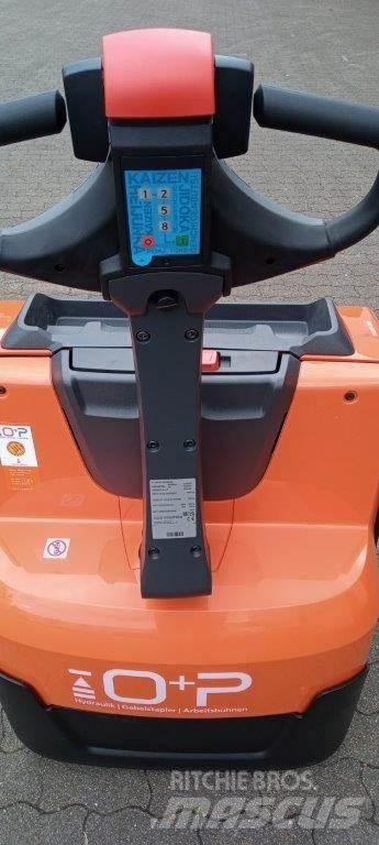 Toyota LWE 200 Ручные электрические тележки