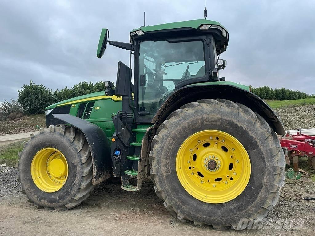 John Deere 7R 330 Трактора