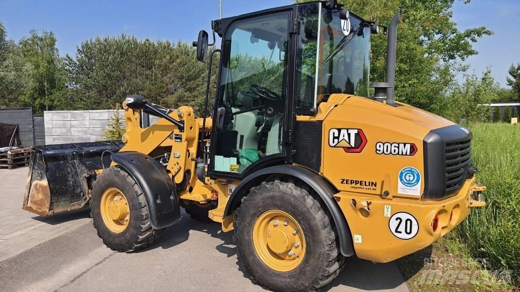 CAT 906M Фронтальные погрузчики