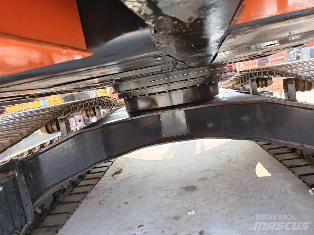 Doosan DX300-9 Гусеничные экскаваторы