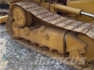 CAT D 5 H Гусеничные бульдозеры