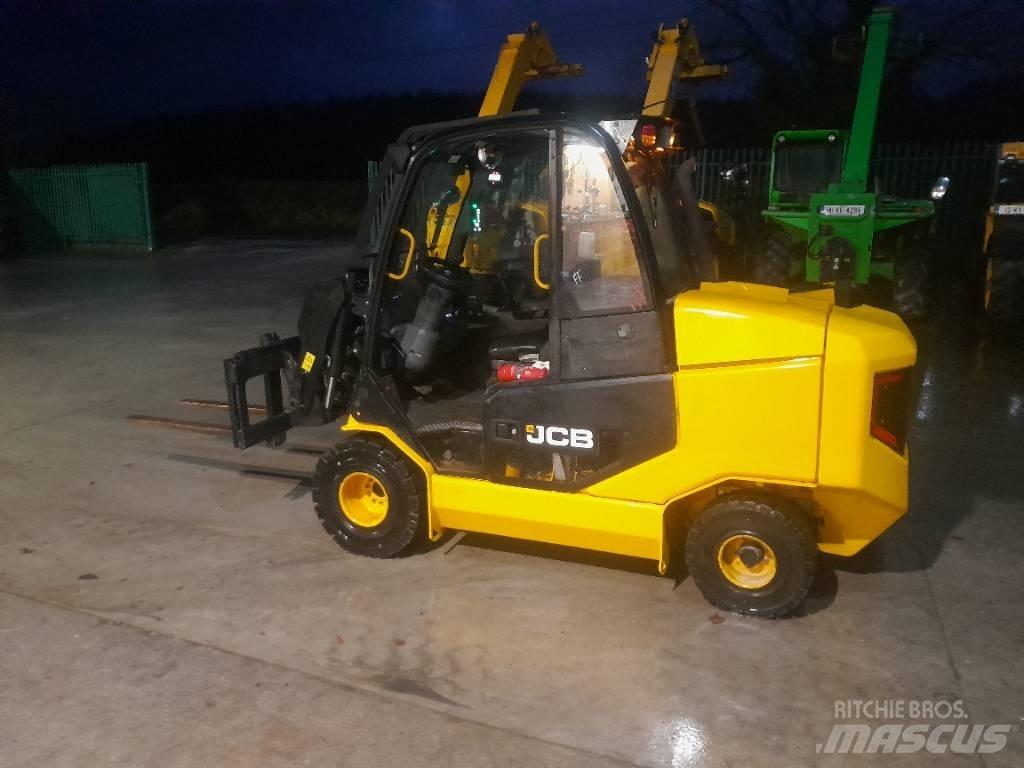 JCB TLT 35 Дизельные погрузчики