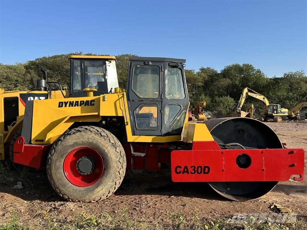 Dynapac CA 30 D Грунтовые катки