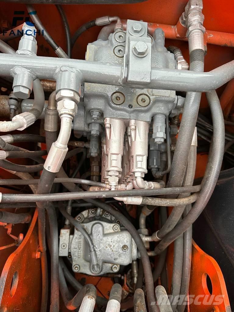 Hitachi ZX 70 Гусеничные экскаваторы