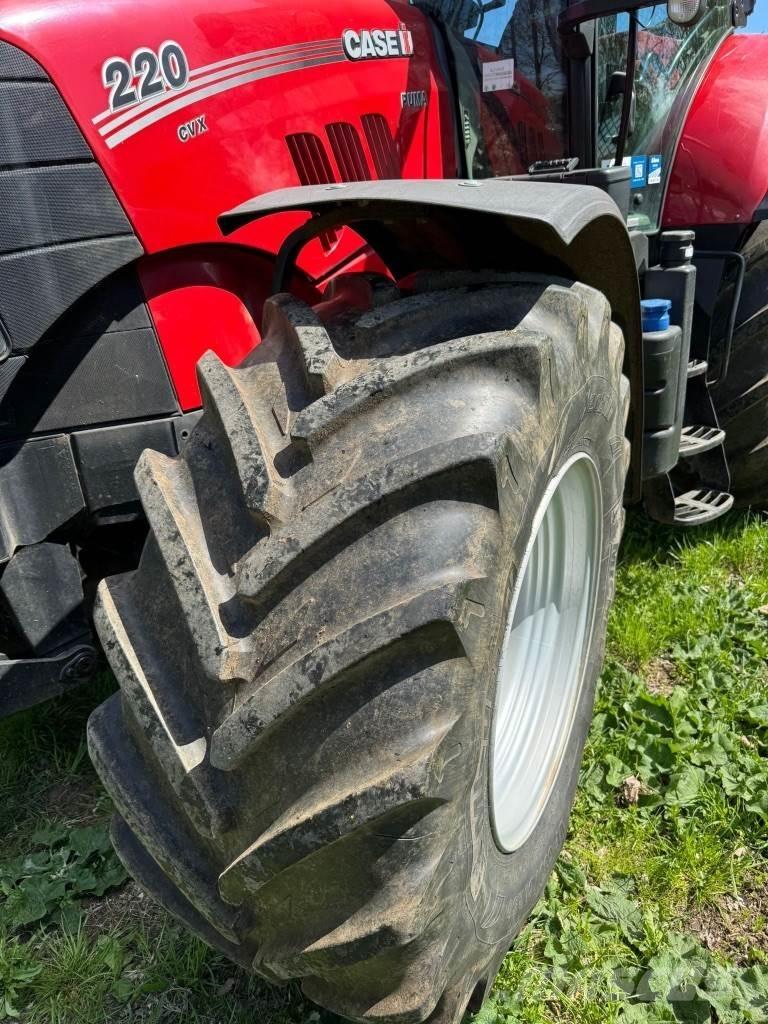 Case IH Puma 220 Трактора