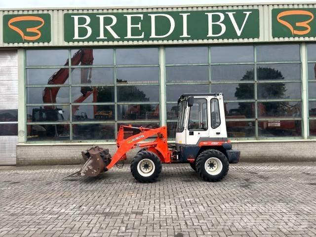 Kubota R 520 Фронтальные погрузчики