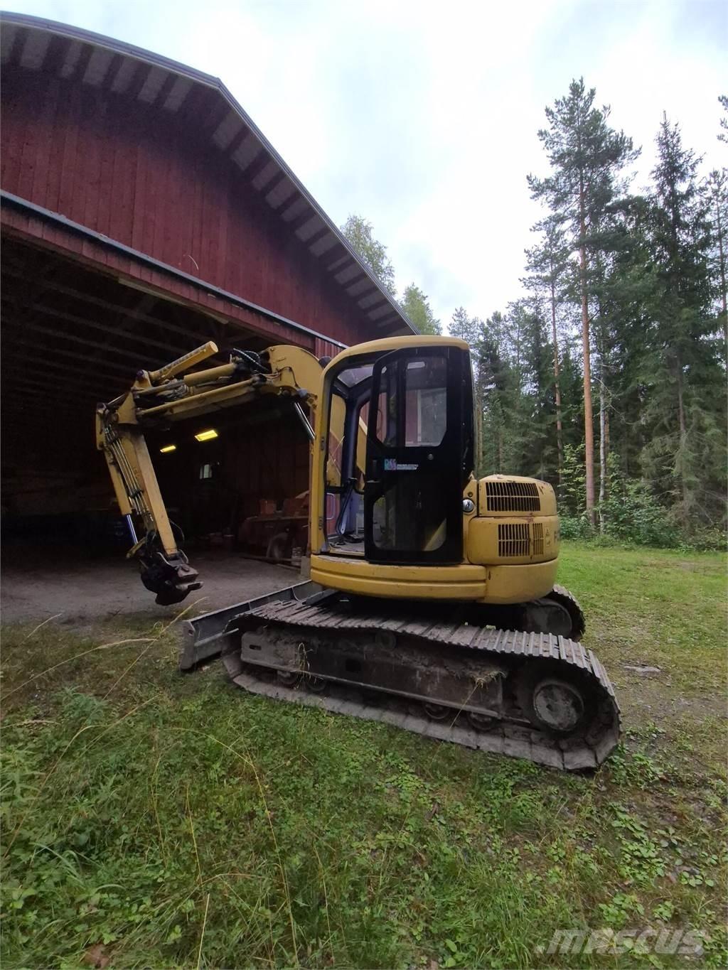 Komatsu PC75 UU Гусеничные экскаваторы