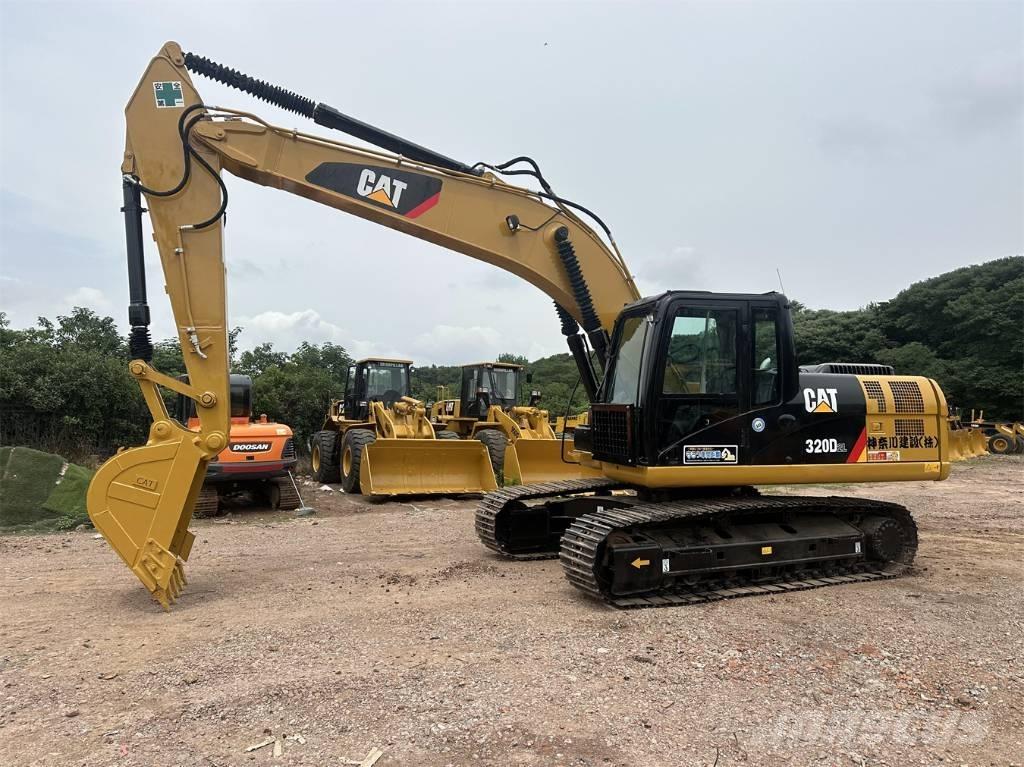 CAT 320D Гусеничные экскаваторы