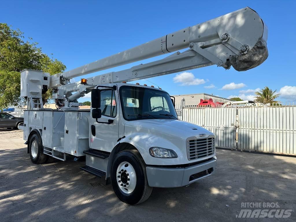 Freightliner M2 Автовышки