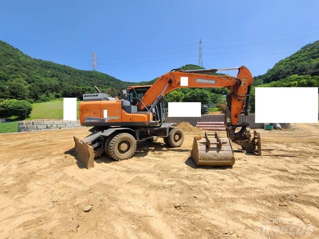Doosan DX 140 W Колёсные экскаваторы