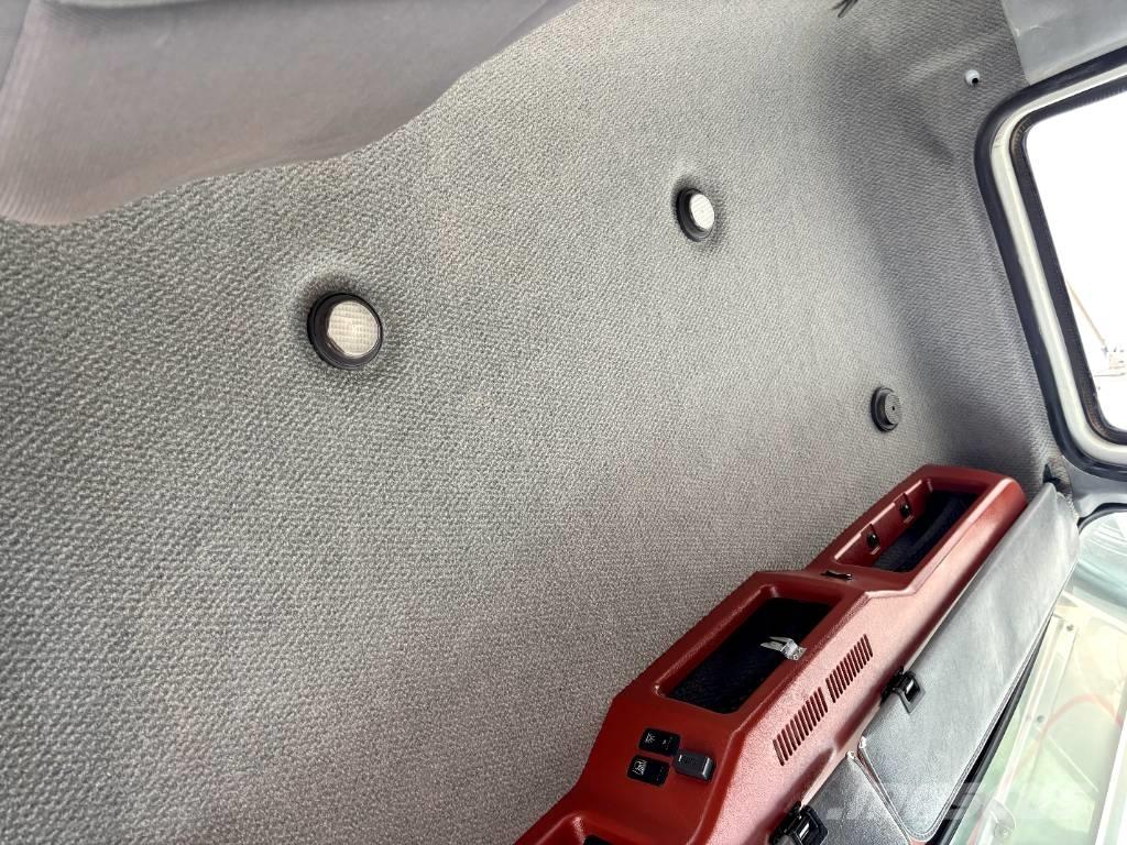 Mack CHU 613 Грузовые эвакуаторы