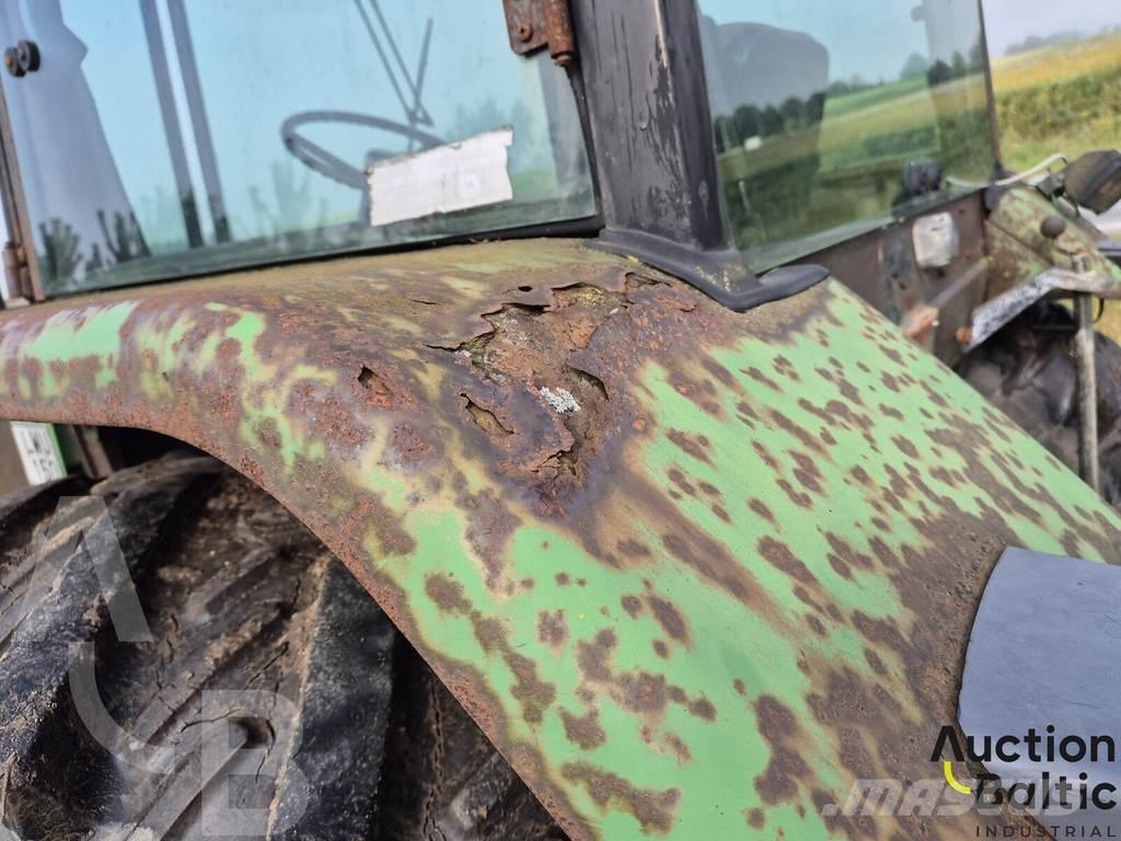 John Deere MFWD Трактора