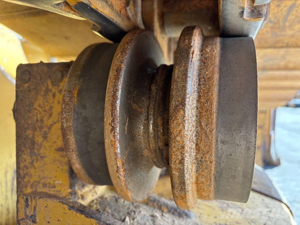 CAT D 6 K 2 LGP Гусеничные бульдозеры