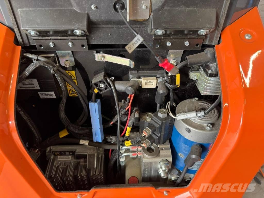 JLG DSP-M Высотные комплектовщики