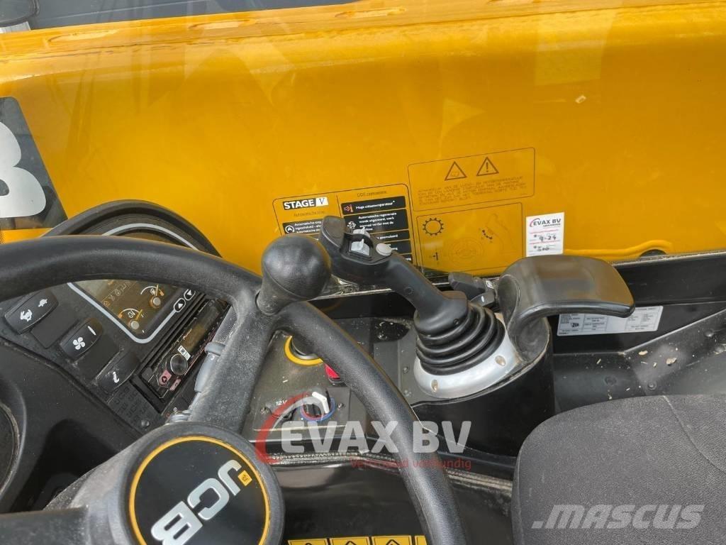 JCB 525-60 AgriPlus Сельскохозяйственные телескопические погрузчики