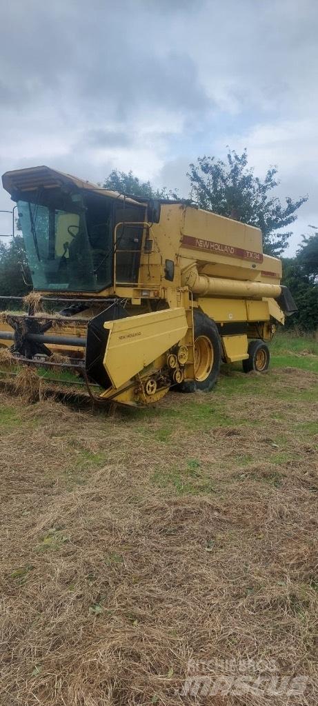 New Holland TX 34 Зерноуборочные комбайны