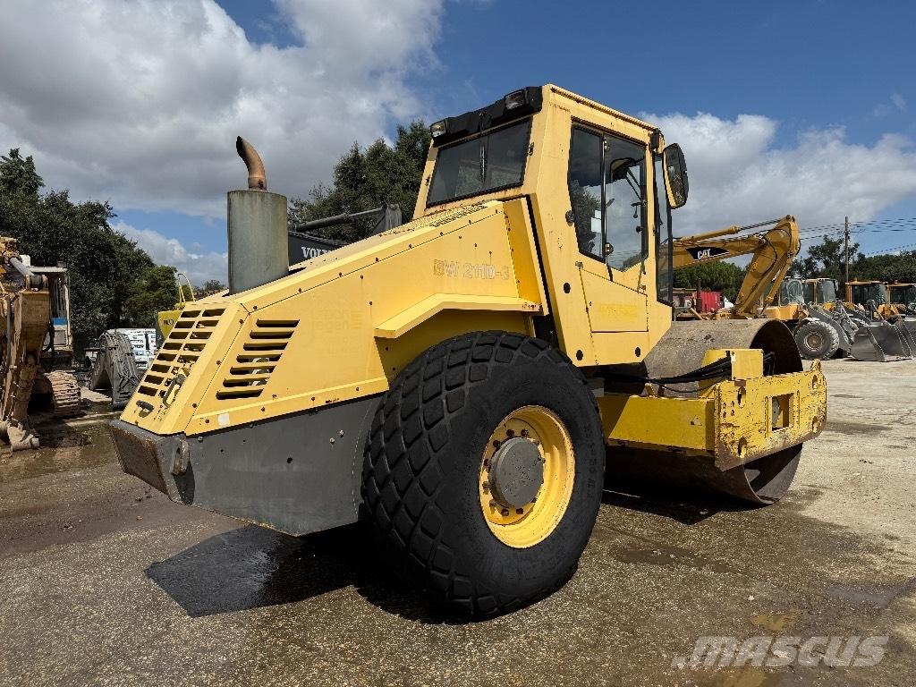 Bomag BW 211 D-3 Катки тротуарные