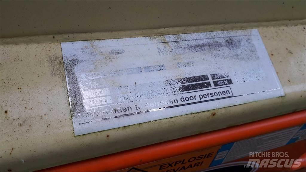 JLG 2646ES Ножничные подъемники