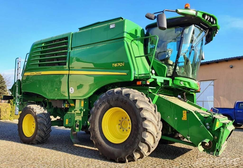 John Deere T670 Зерноуборочные комбайны